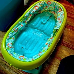 Summer infant fold up infant bath